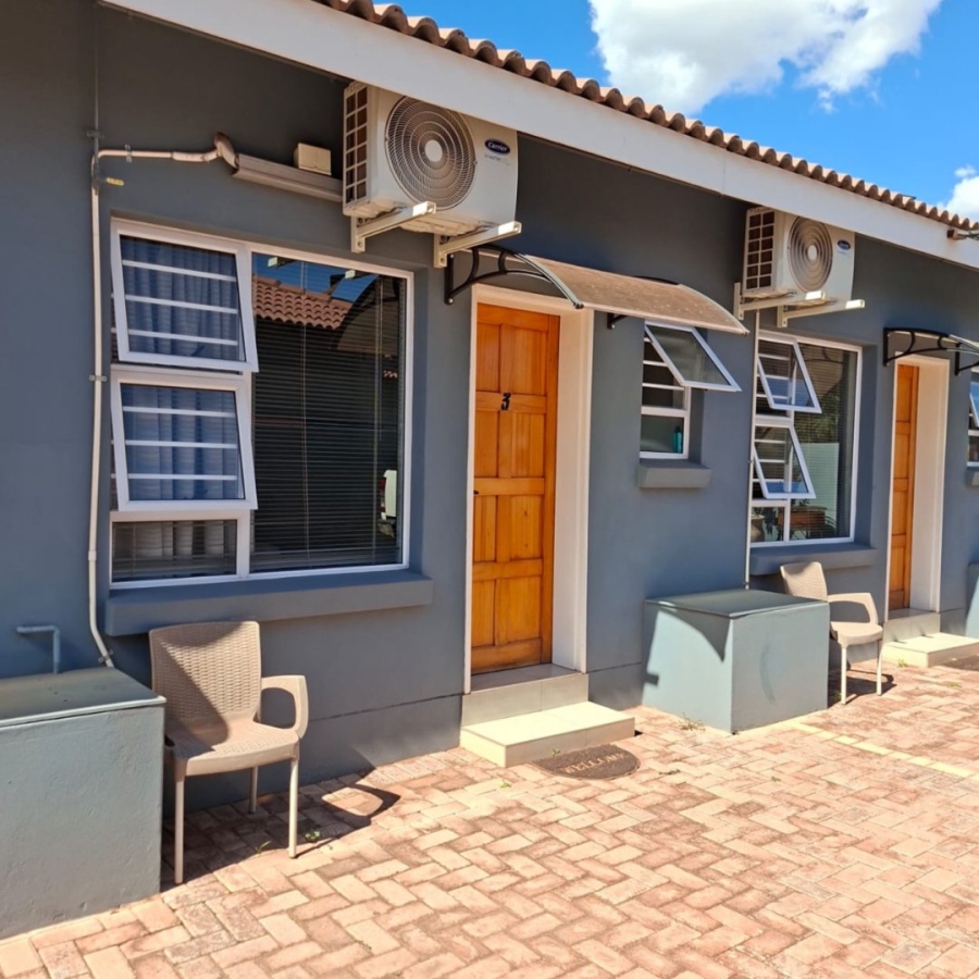 6 Bedroom Property for Sale in Kathu Northern Cape